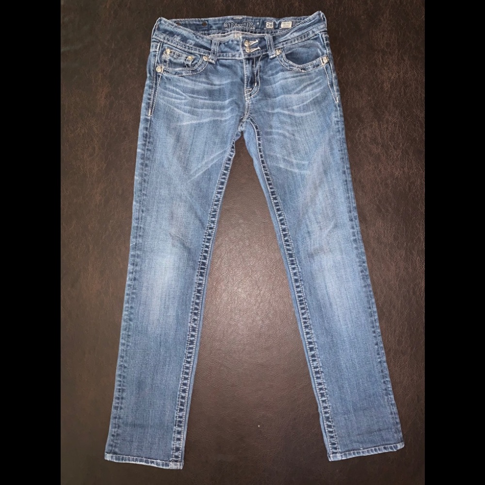 SUNDAY SALE ONLY. Miss Me Skinny Jeans